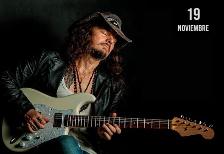 DEMIAN DOMIENGUEZ EN SALA EUTERPE